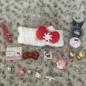 Hello Kitty Red and White Accessory Set